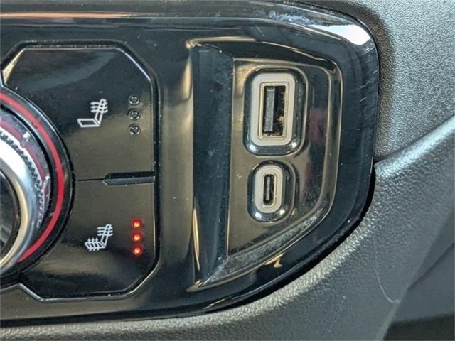 Used 2025 GMC Sierra 1500 SLT image 27