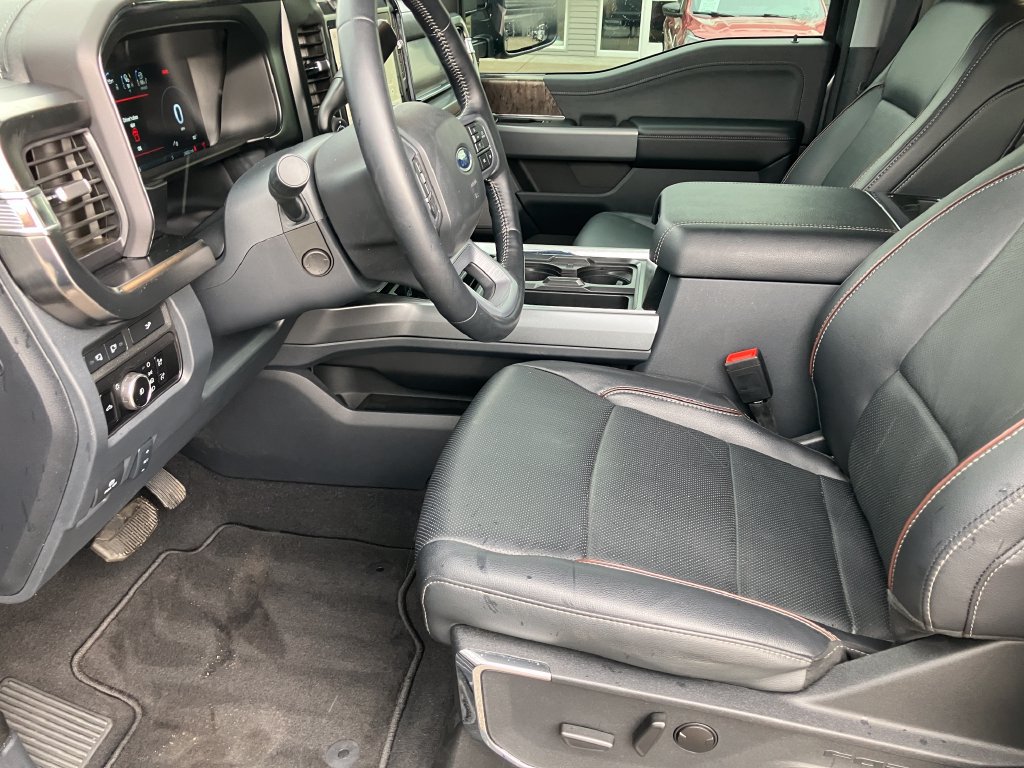 Used 2023 Ford F250 Lariat w/ Lariat Ultimate Package AWD/4WD image 14