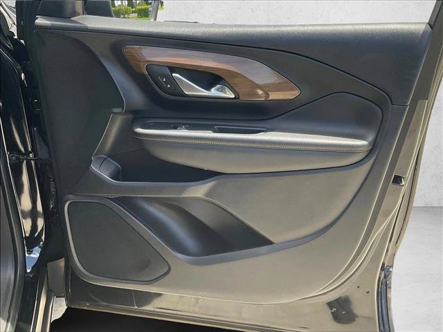 Used 2021 GMC Terrain SLE FWD image 18