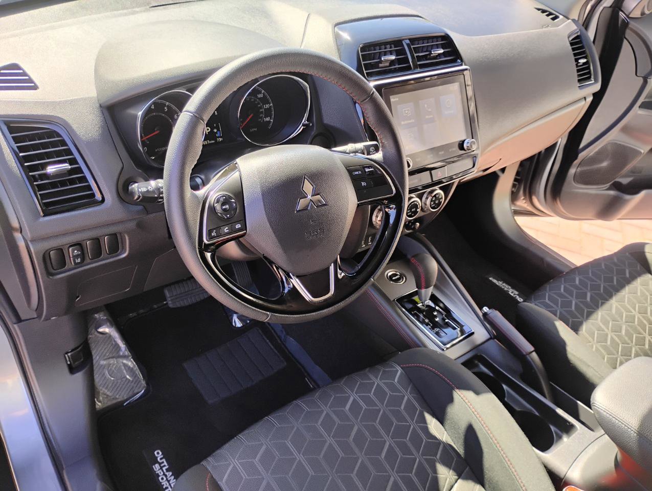 Used 2023 Mitsubishi Outlander Sport LE image 49