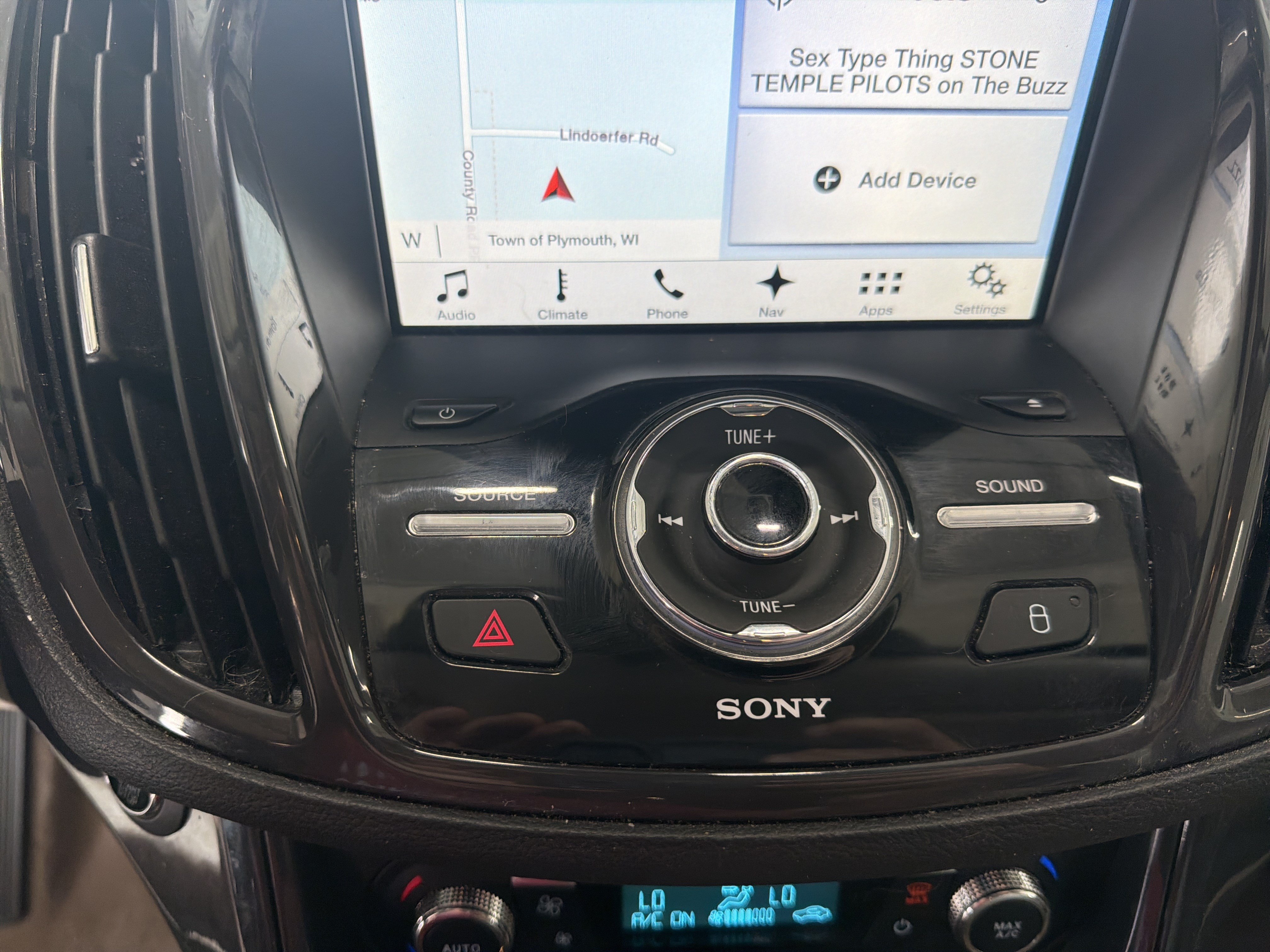 Used 2016 Ford Escape Titanium FWD image 34