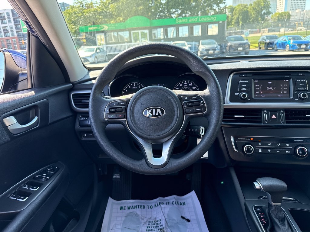 Used 2017 Kia Optima LX FWD image 14
