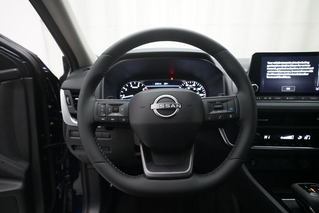 Certified 2026 Nissan Rogue SV image 4