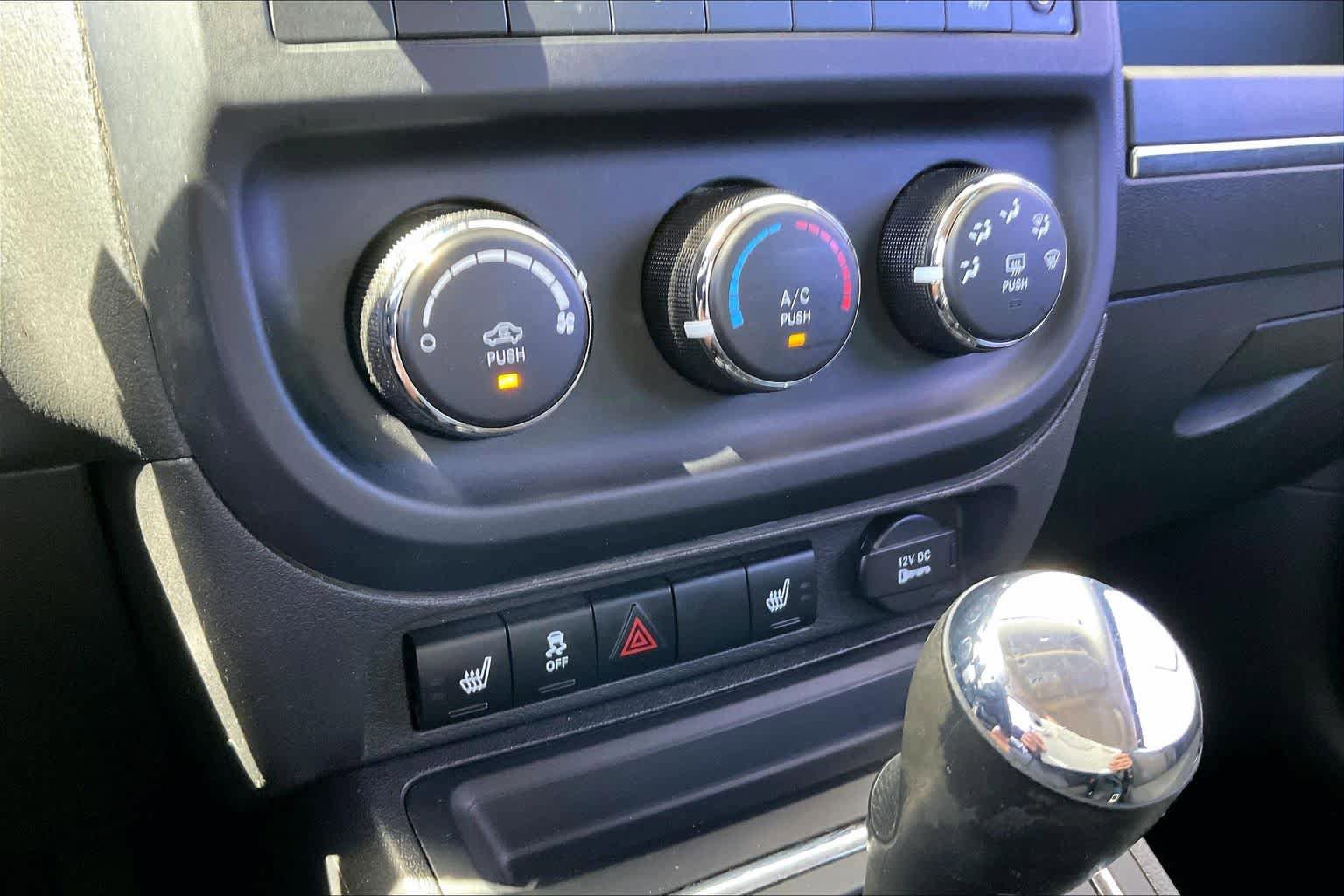 Used 2012 Jeep Compass Latitude image 29