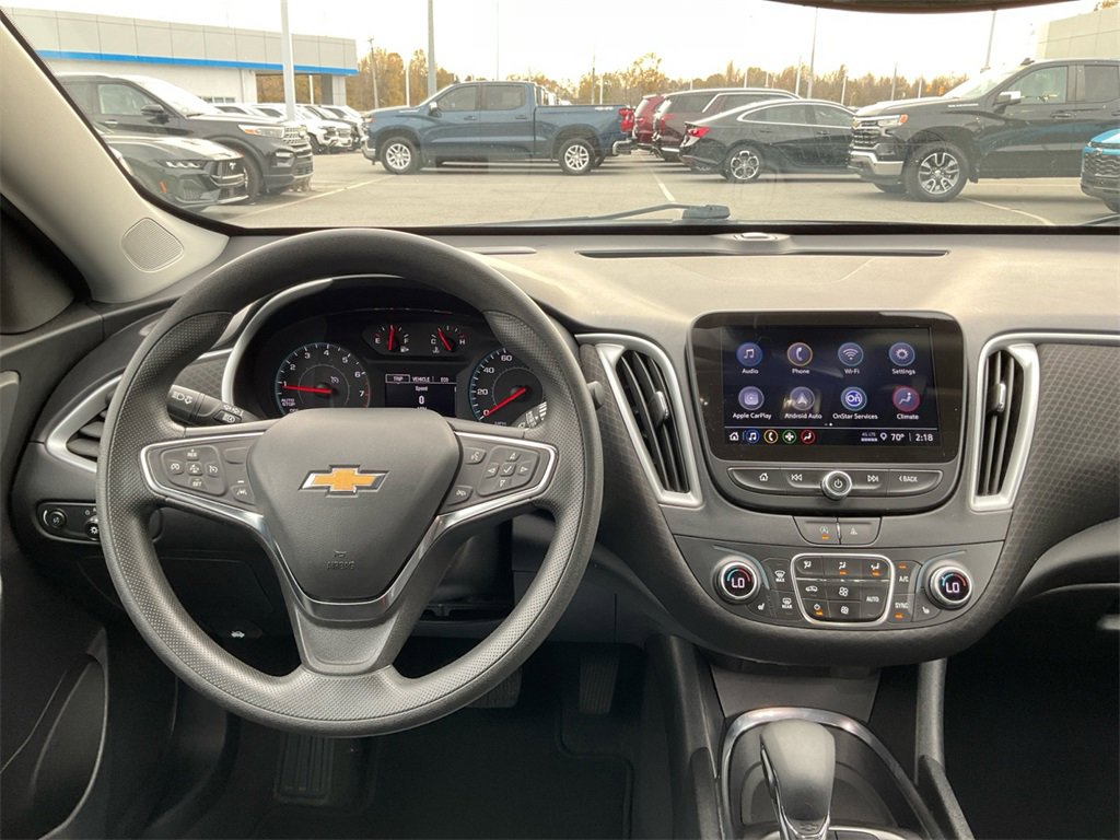 Used 2024 Chevrolet Malibu LT image 16