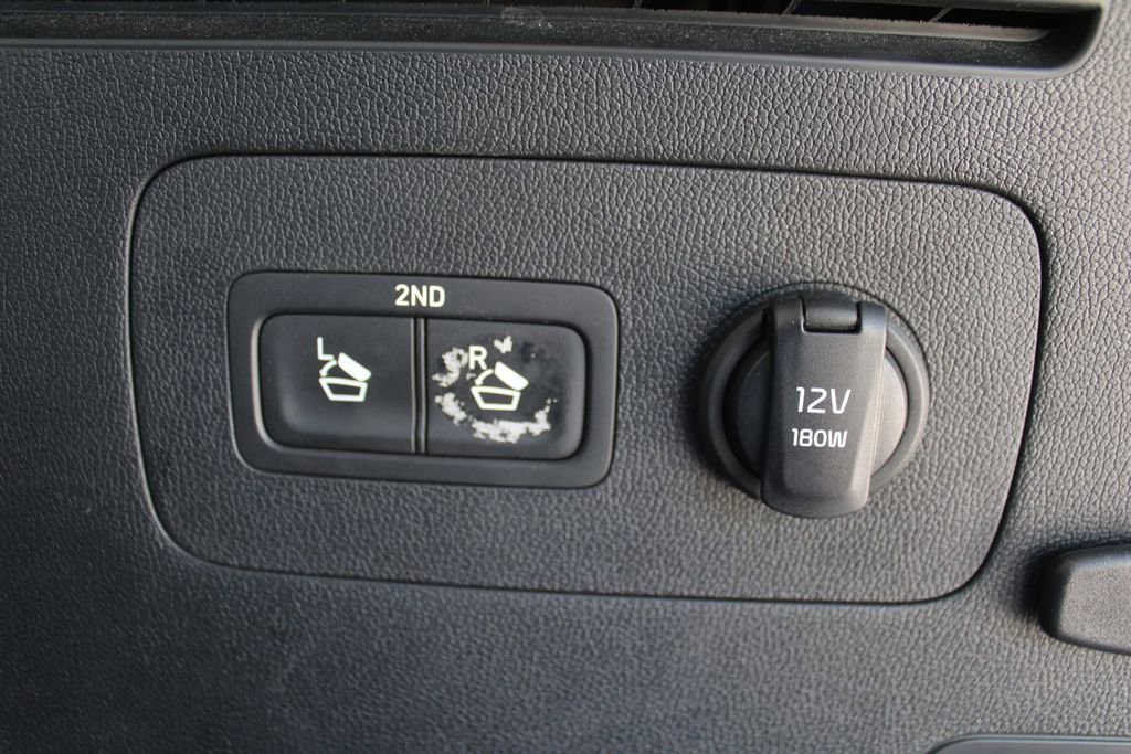 Certified 2024 Kia Sorento EX w/ Panoramic Sunroof Package FWD image 11