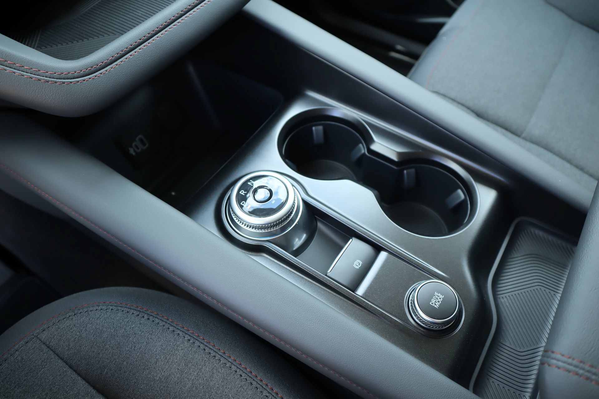New 2026 Ford Explorer Active RWD image 10