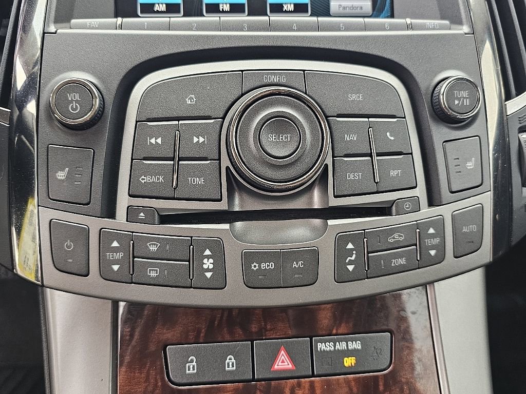 Used 2013 Buick LaCrosse Leather w/ Entertainment Package image 29