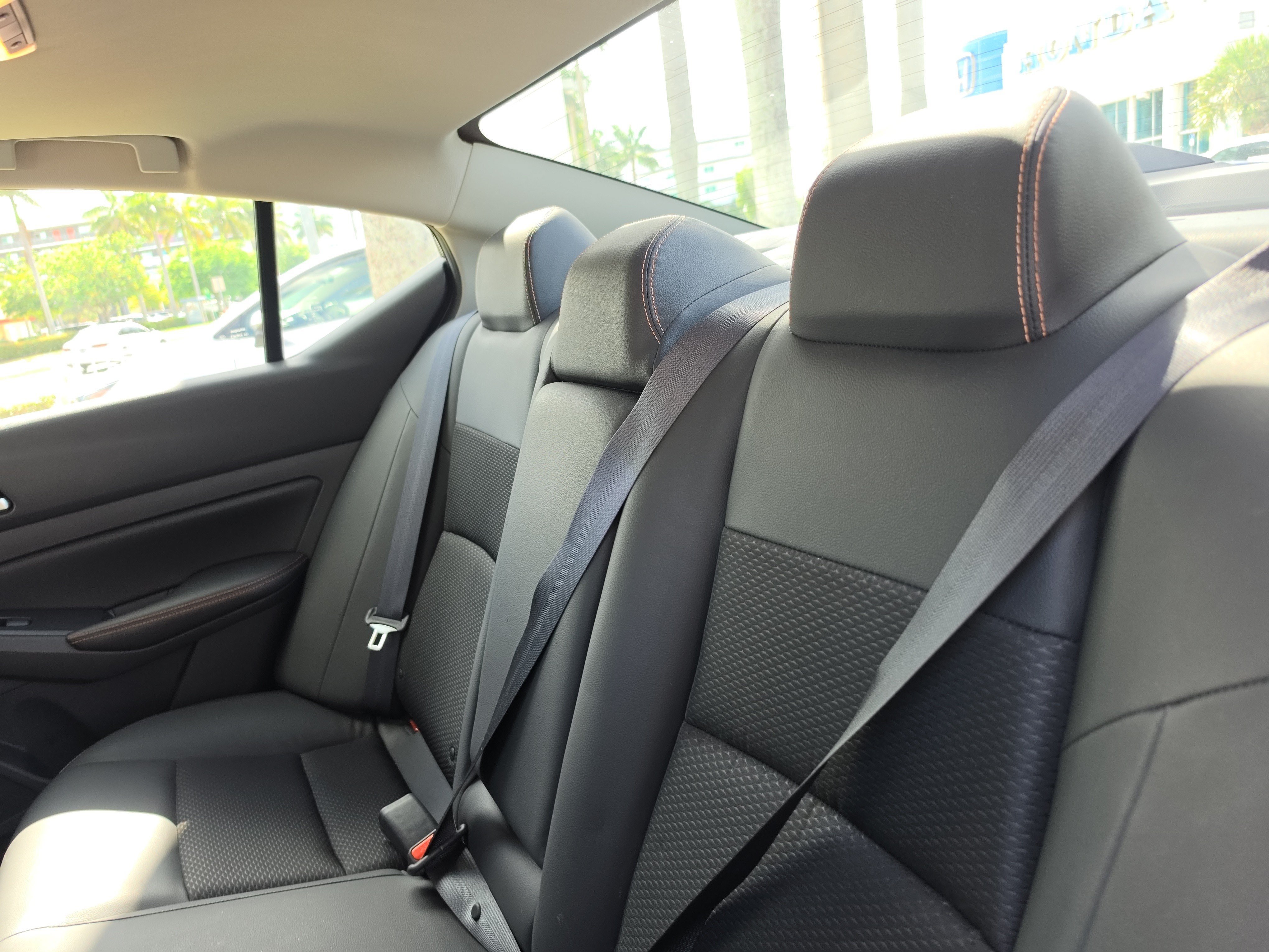 Used 2019 Nissan Altima 2.5 SR w/ SR Premium Package FWD image 11