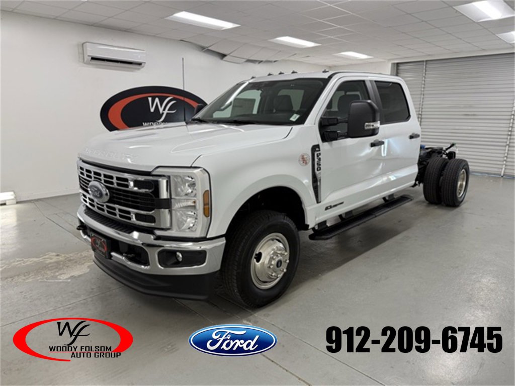 New 2026 Ford F350 XL w/ XL Chrome Package