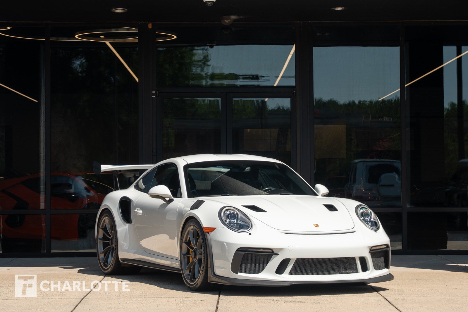 Used 2019 Porsche 911 GT3 RS RWD image 2