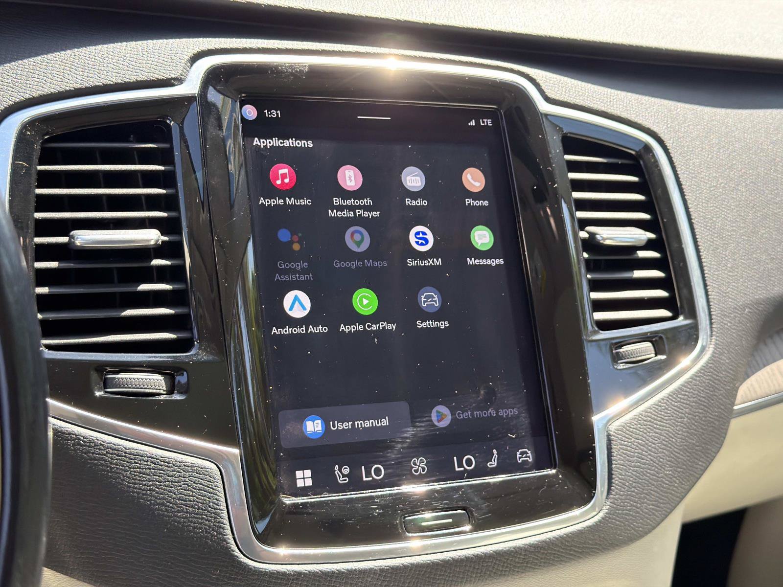 Certified 2023 Volvo XC90 B6 Plus AWD/4WD image 14