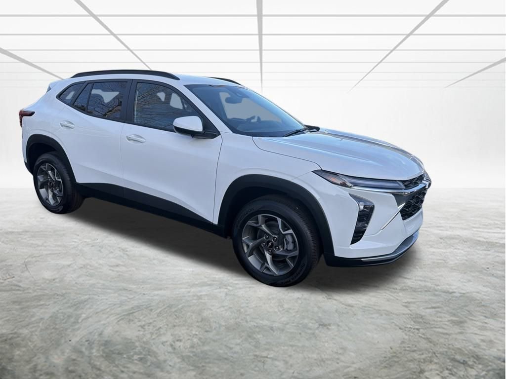 New 2025 Chevrolet Trax LT w/ LT Convenience Package