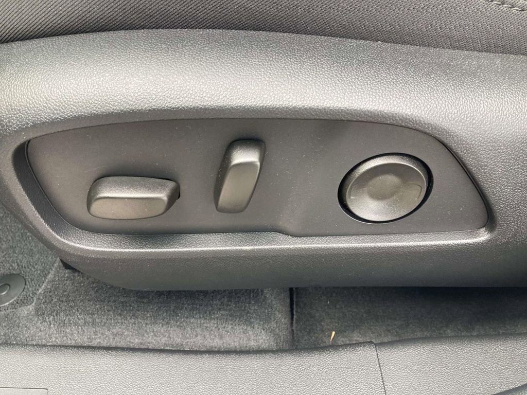 New 2026 GMC Terrain AT4 image 17