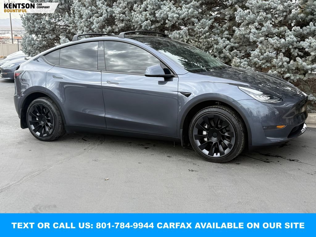 Used 2023 Tesla Model Y Long Range image 12