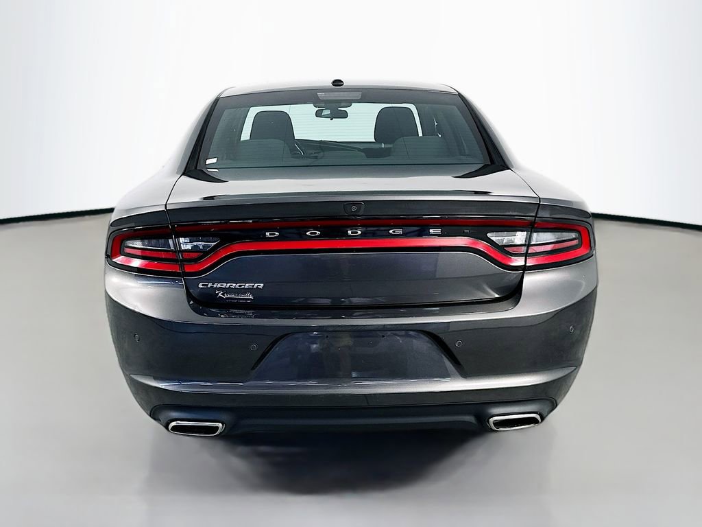 Used 2022 Dodge Charger SXT RWD image 6
