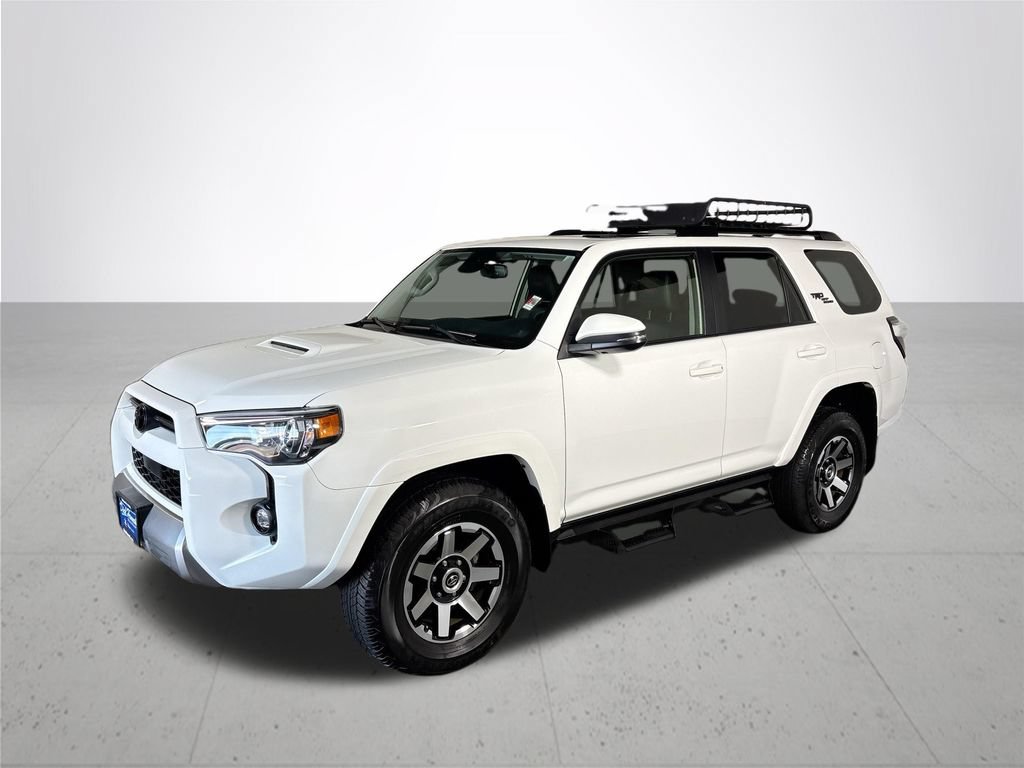 Used 2023 Toyota 4Runner TRD Off-Road Premium w/ Moonroof Package AWD/4WD image 2