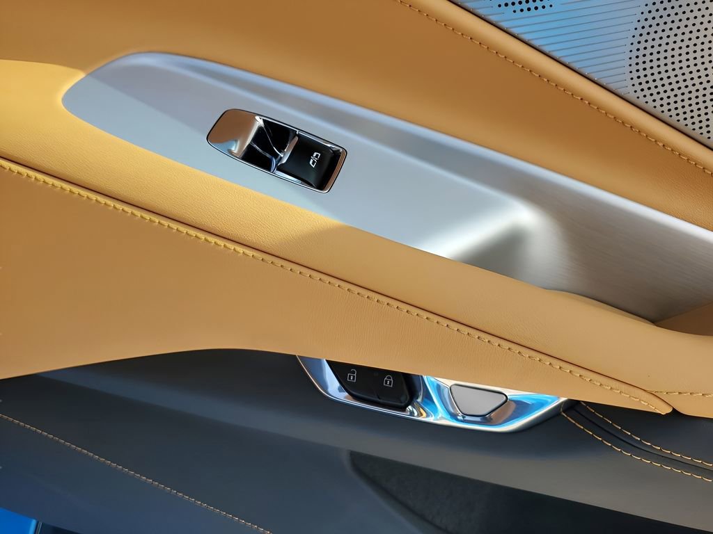 Used 2025 Chevrolet Corvette Z06 image 45