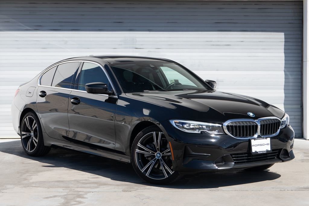Used 2022 BMW 330e w/ Premium Package image 1