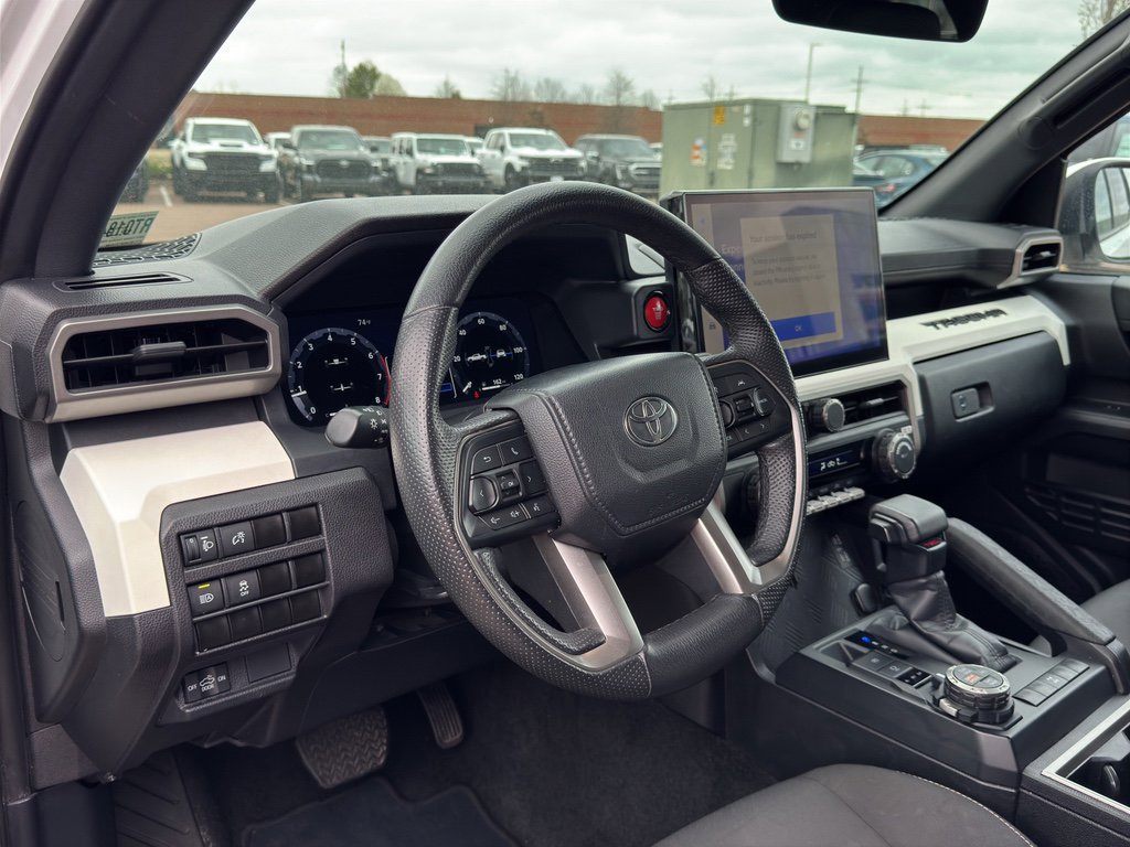 Used 2024 Toyota Tacoma TRD Off-Road image 9