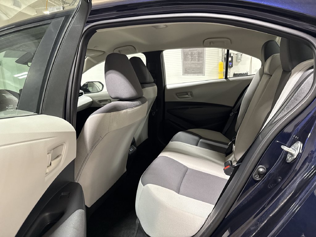 Used 2023 Toyota Corolla LE w/ Carpet Mat Package (TMS) FWD image 22