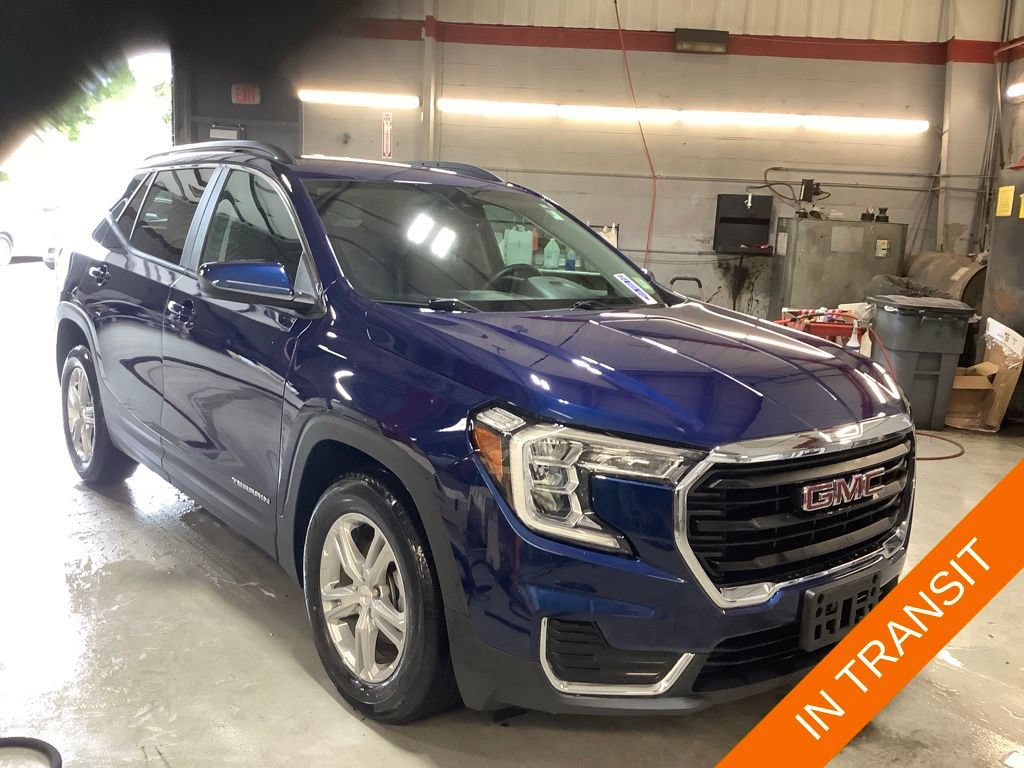 Used 2022 GMC Terrain SLE w/ Driver Convenience Package FWD image 7