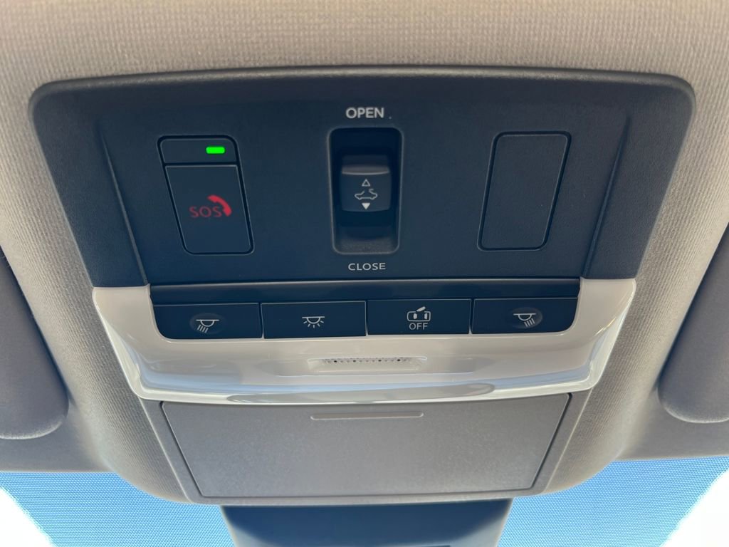 New 2025 Nissan Sentra SV w/ SV Premium Package image 32