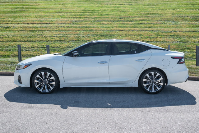 Certified 2023 Nissan Maxima Platinum w/ Sport Mat Group FWD image 31