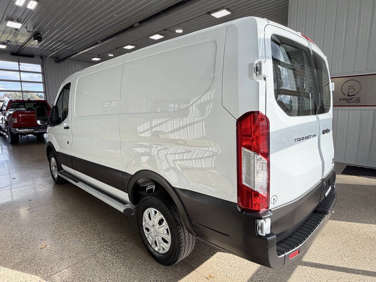 Used 2024 Ford Transit 250 Low Roof w/ Exterior Upgrade Package image 25
