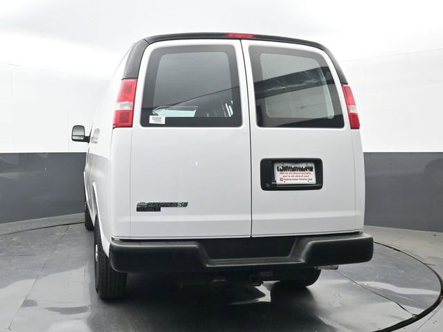 Used 2020 Chevrolet Express 2500 w/ Driver Convenience Package image 14