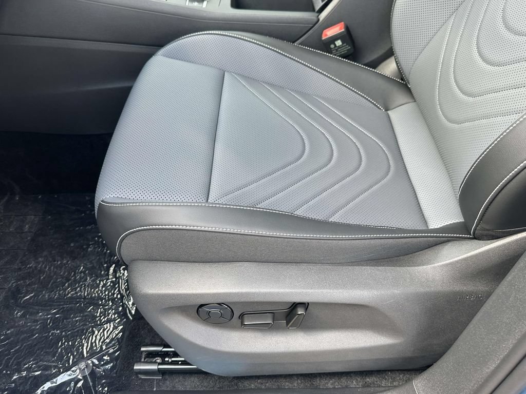 New 2026 Volkswagen Tiguan SE AWD/4WD image 14
