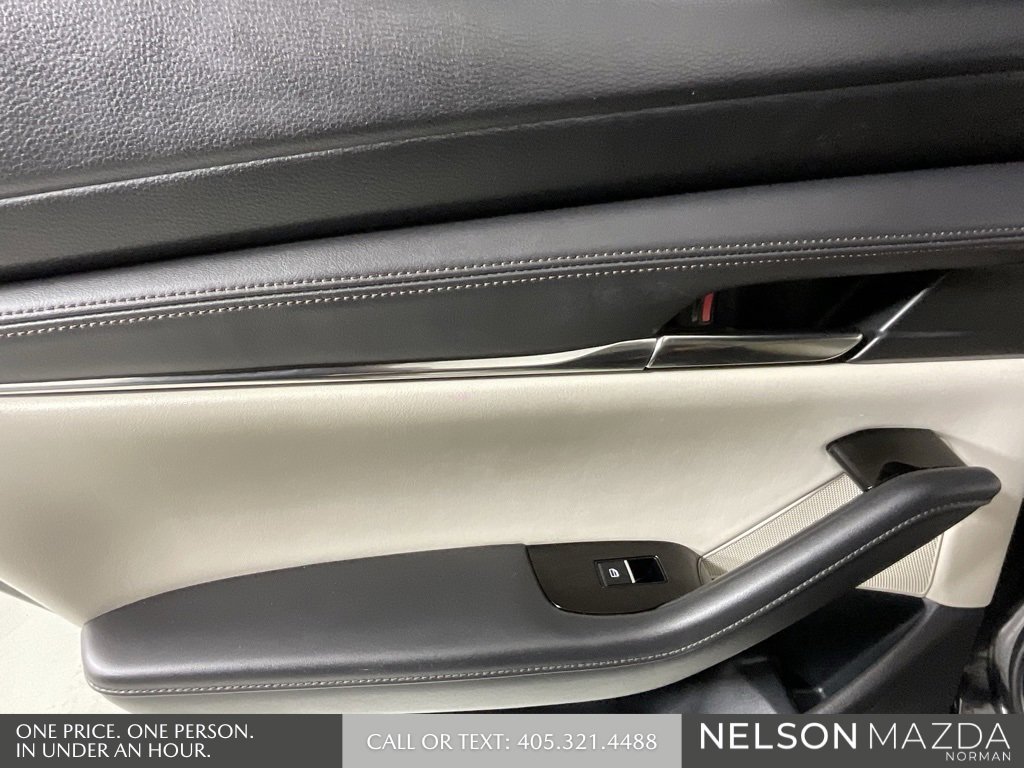 Used 2021 MAZDA MAZDA3 s image 19