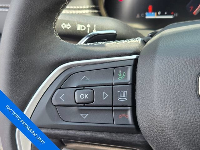 Used 2025 Jeep Grand Cherokee Limited RWD image 28