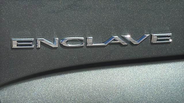 Used 2023 Buick Enclave Essence FWD image 17