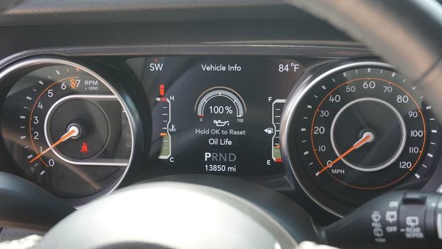 Used 2022 Jeep Wrangler Unlimited Sport image 30