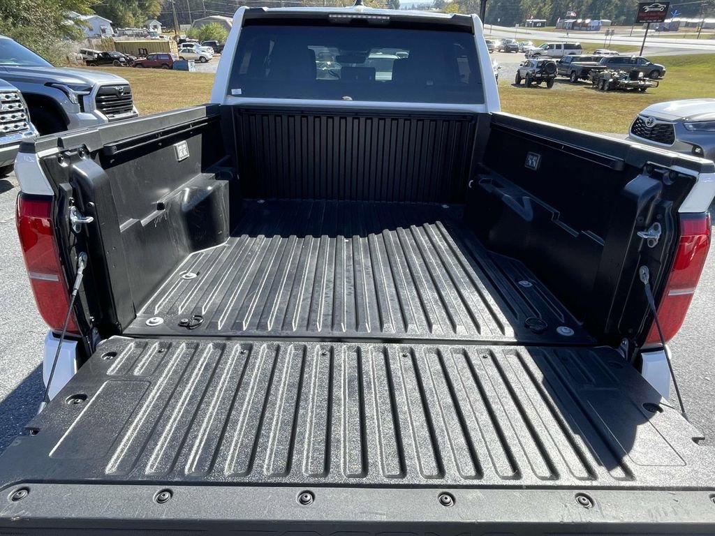 Used 2025 Toyota Tacoma SR5 image 12