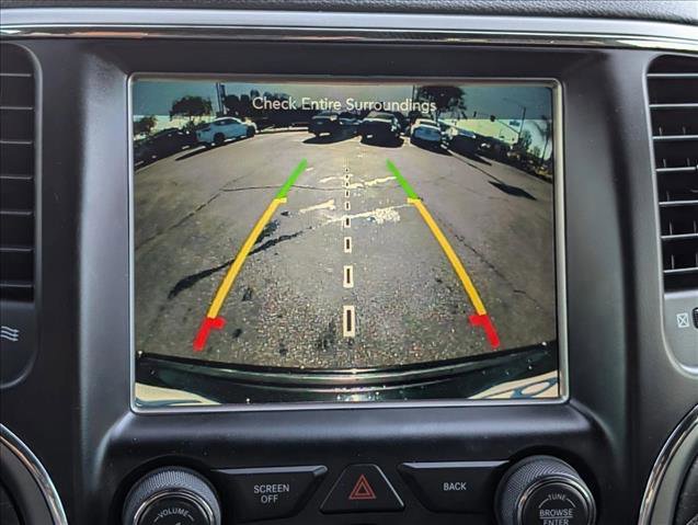 Used 2017 Jeep Grand Cherokee Altitude image 13