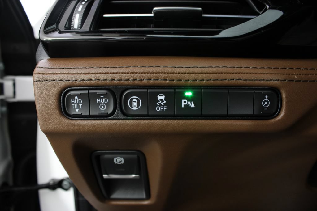 Used 2025 Acura MDX w/ Advance Package AWD/4WD image 8