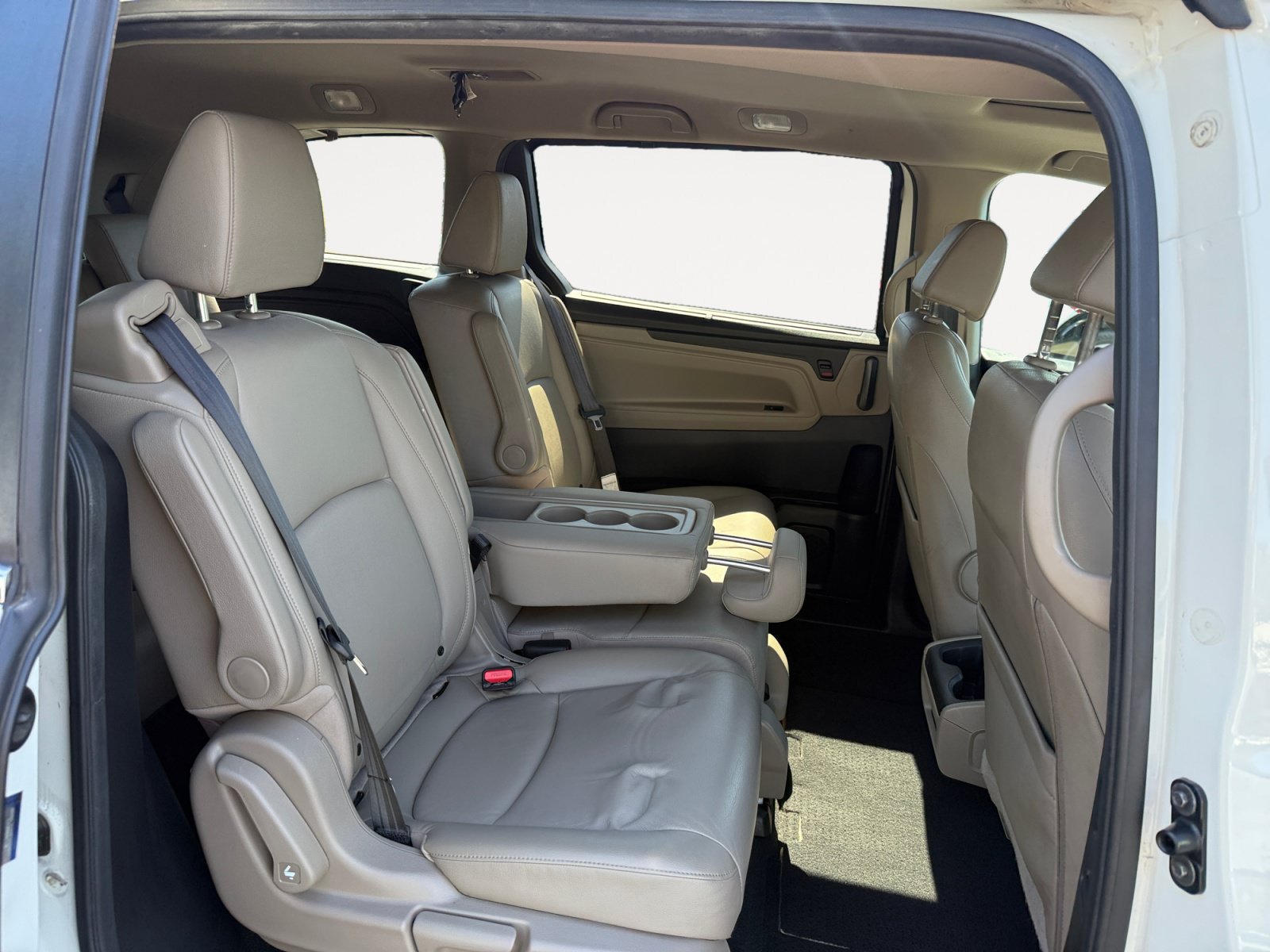 Used 2018 Honda Odyssey EX-L image 18