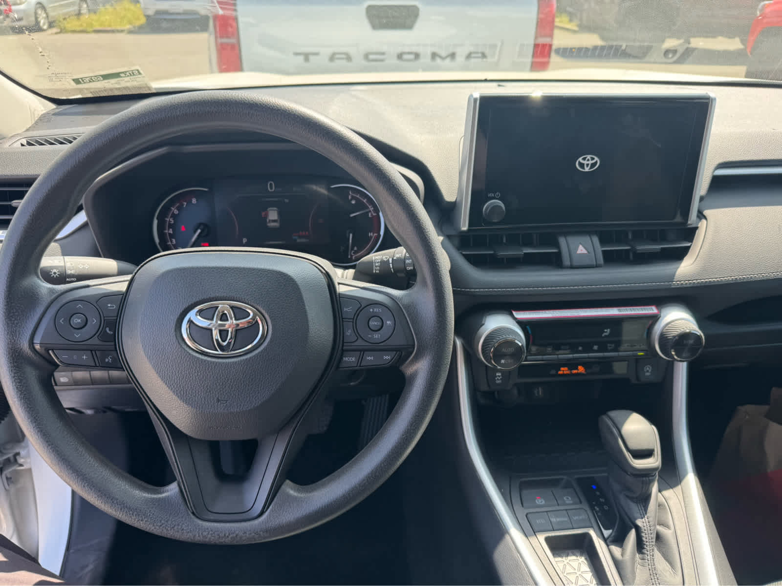 Used 2024 Toyota RAV4 XLE w/ Convenience Package image 19