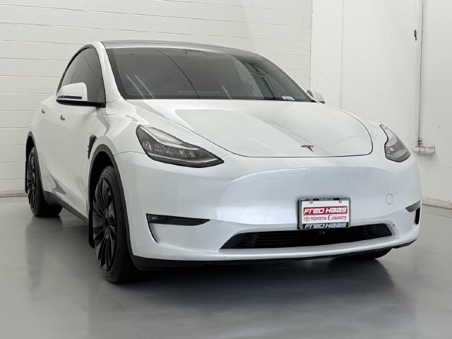 Used 2023 Tesla Model Y Long Range AWD/4WD image 2