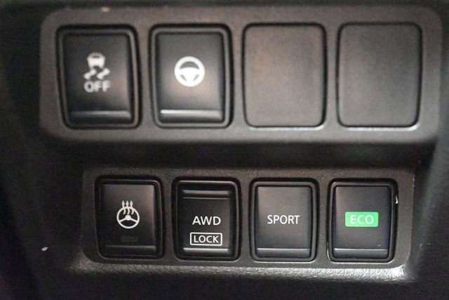 Used 2020 Nissan Rogue Sport SL AWD/4WD image 29