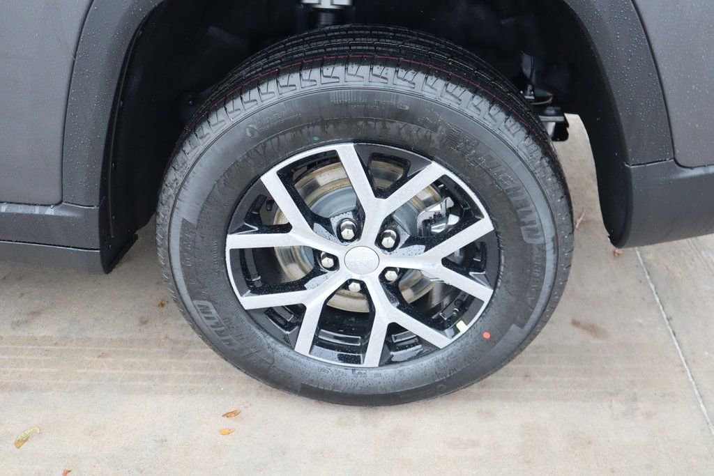 New 2025 Jeep Grand Cherokee L Limited image 20