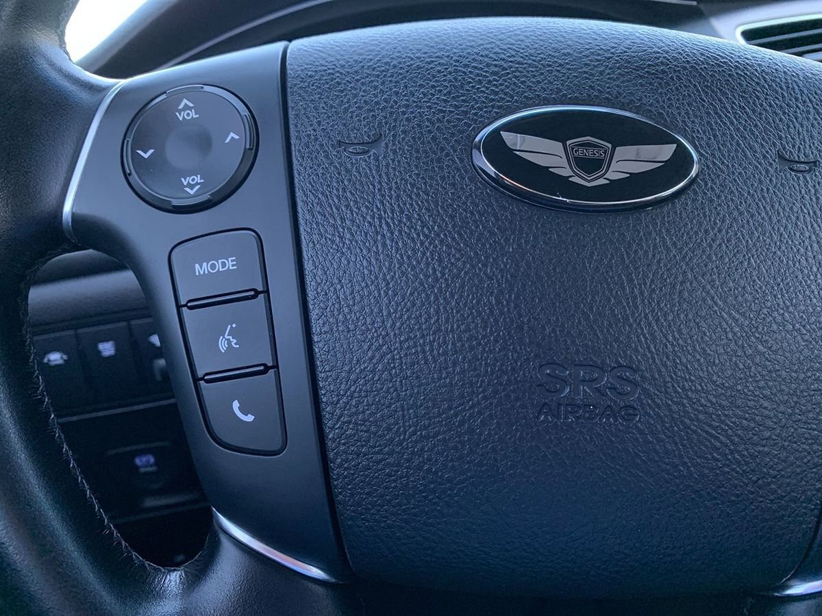 Used 2012 Hyundai Genesis 5.0 R-Spec RWD image 18