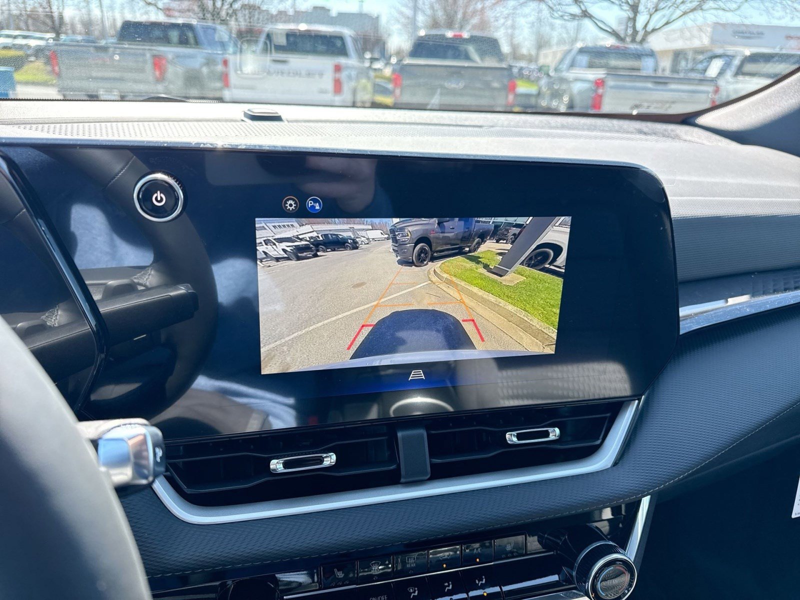 New 2026 Chevrolet Equinox LT image 17