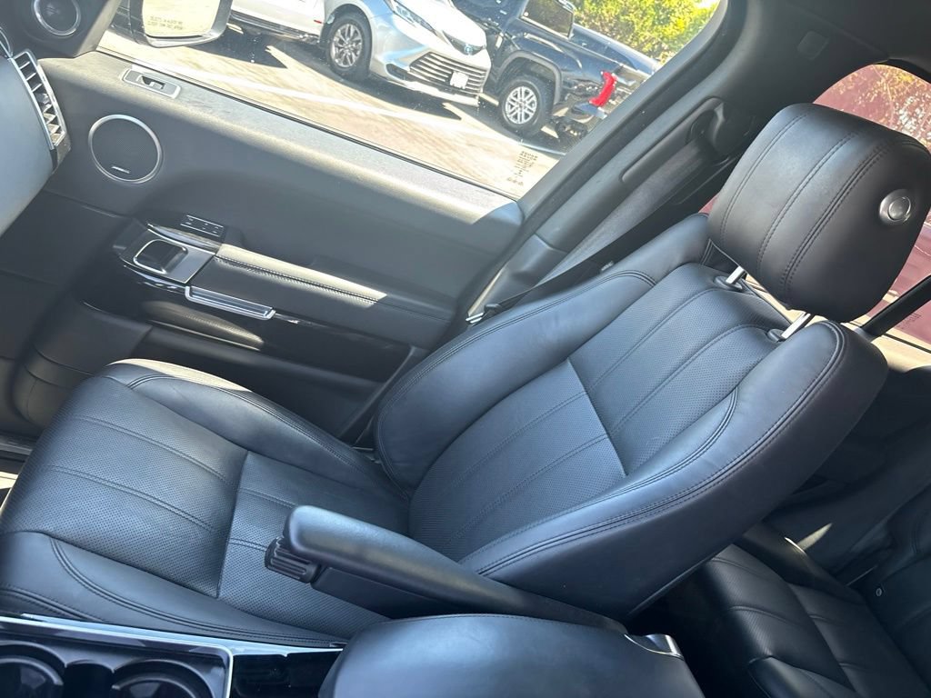 Used 2017 Land Rover Range Rover HSE AWD/4WD image 20
