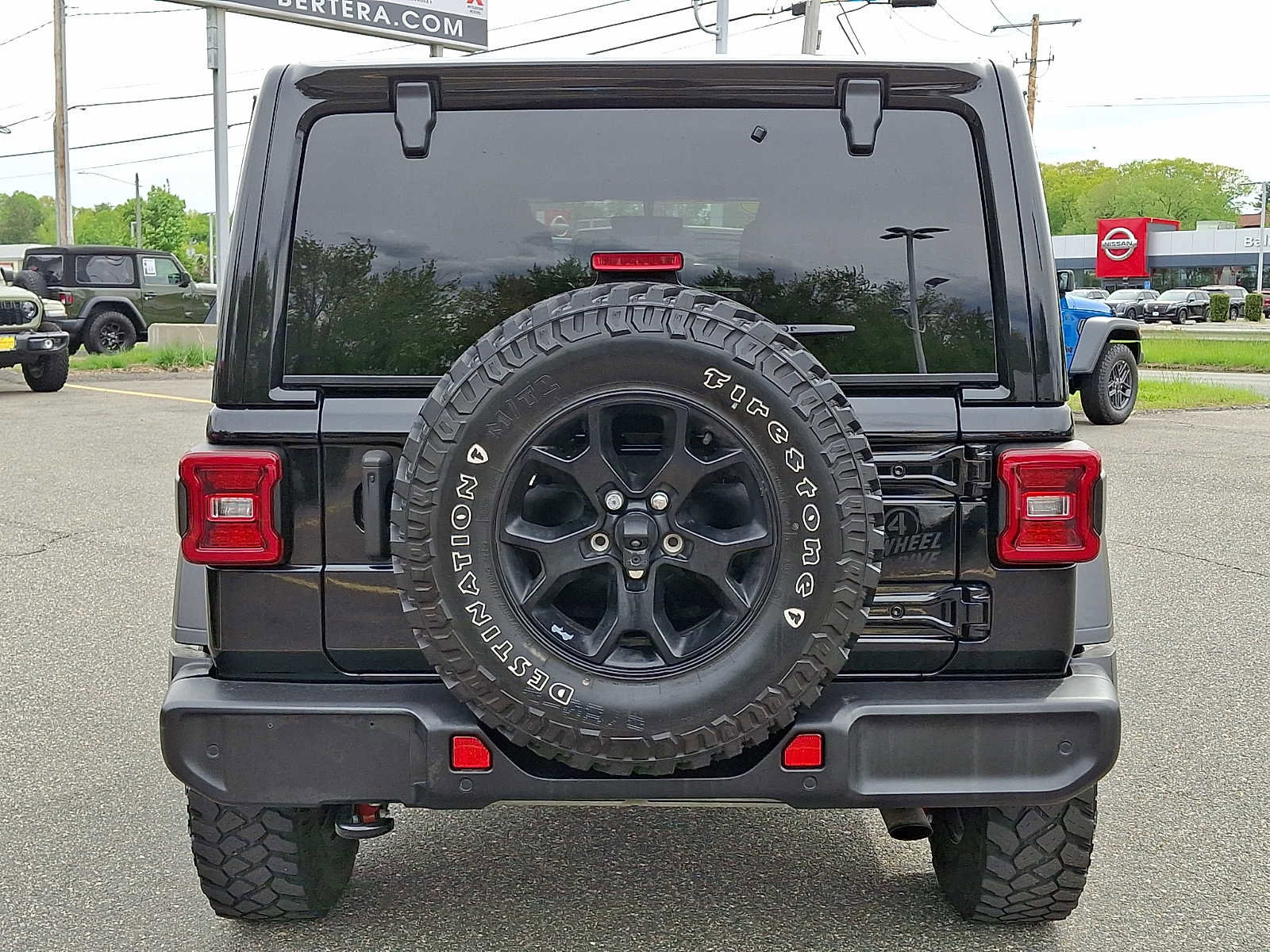 Used 2022 Jeep Wrangler Unlimited Sport AWD/4WD image 5