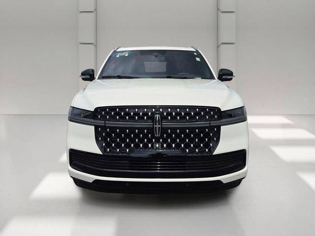 Used 2025 Lincoln Navigator L Black Label AWD/4WD image 8
