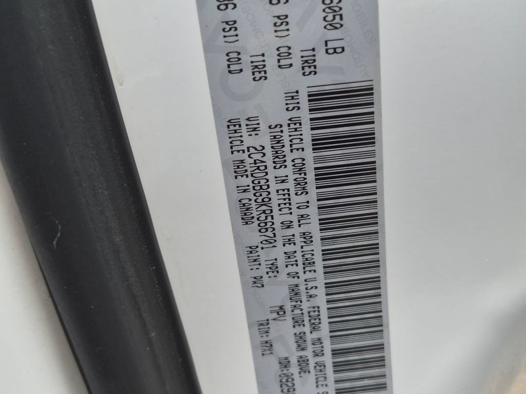 Used 2019 Dodge Grand Caravan SE FWD image 30