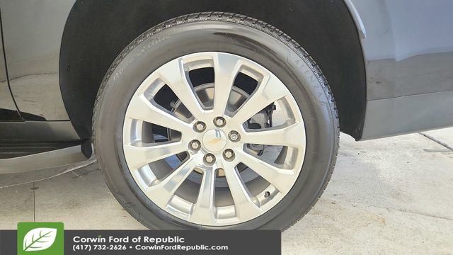 Used 2023 Chevrolet Suburban Premier w/ Texas Edition image 26